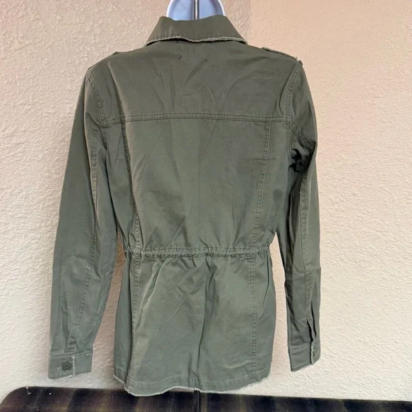 4/$15 Maurices Olive Floral Utility Jacket - Picture 4 of 6